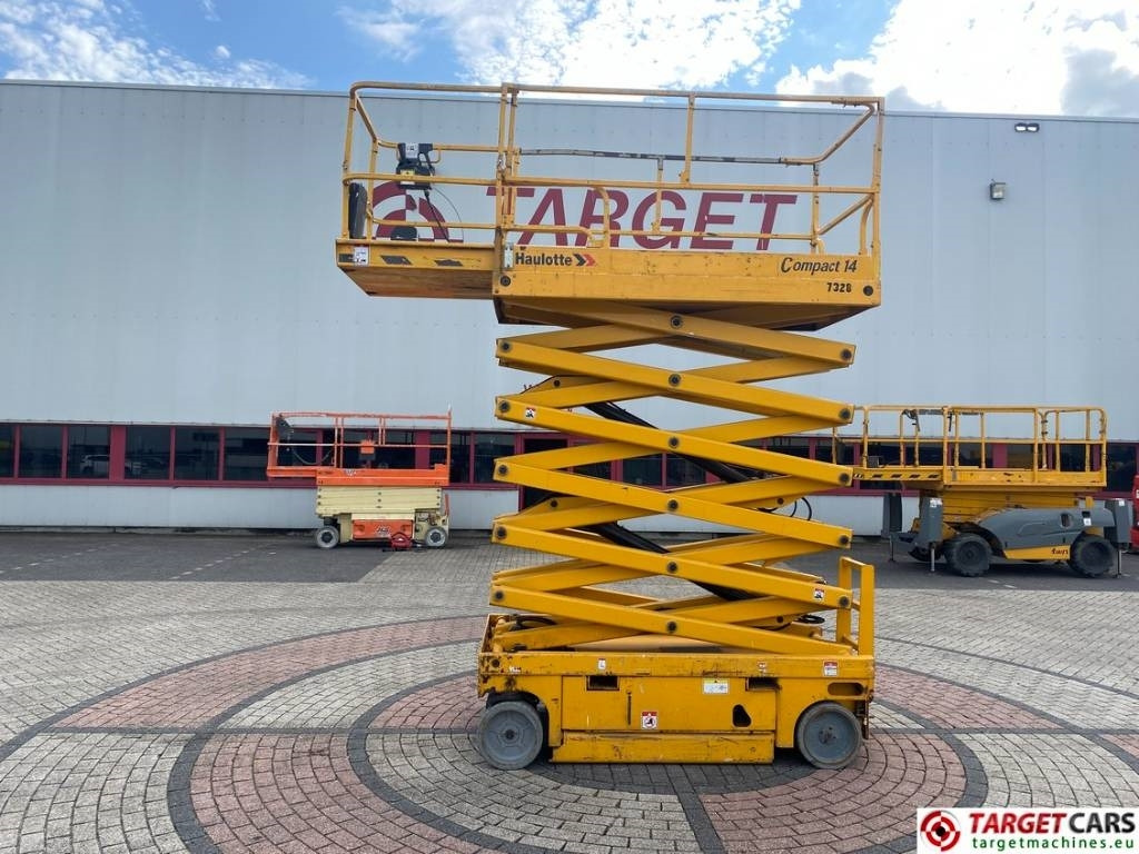 Haulotte Compact 14 Electric Scissor Work Lift 1385cm - Ножничный подъемник: фото 5 Haulotte Compact 14 Electric Scissor Work Lift 1385cm - Ножничный подъемник: фото 5