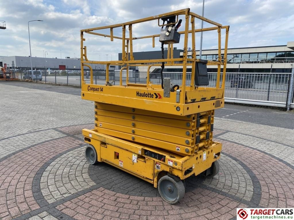 Haulotte Compact 14 Electric Scissor Work Lift 1385cm - Ножничный подъемник: фото 2 Haulotte Compact 14 Electric Scissor Work Lift 1385cm - Ножничный подъемник: фото 2