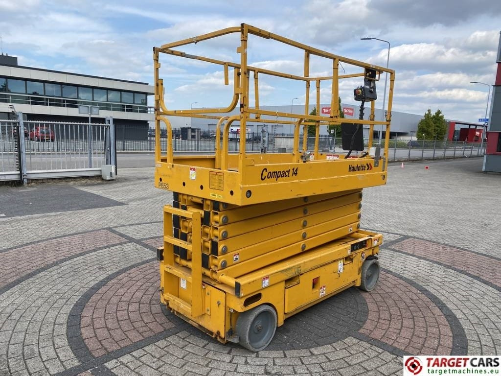Haulotte Compact 14 Electric Scissor Work Lift 1385cm - Ножничный подъемник: фото 3 Haulotte Compact 14 Electric Scissor Work Lift 1385cm - Ножничный подъемник: фото 3