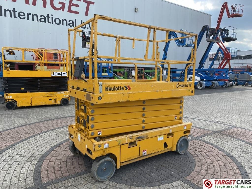 Haulotte Compact 14 Electric Scissor Work Lift 1385cm - Ножничный подъемник: фото 1 Haulotte Compact 14 Electric Scissor Work Lift 1385cm - Ножничный подъемник: фото 1
