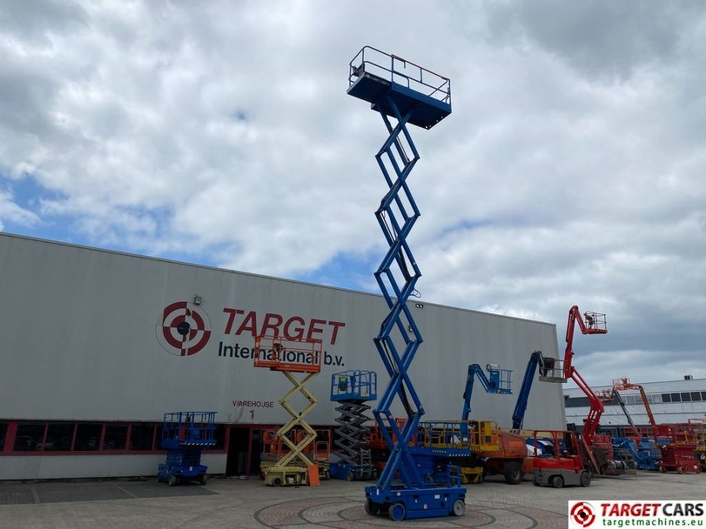 Ножничный подъемник Haulotte Compact 14 Electric Scissor Work Lift 1385cm: фото 6