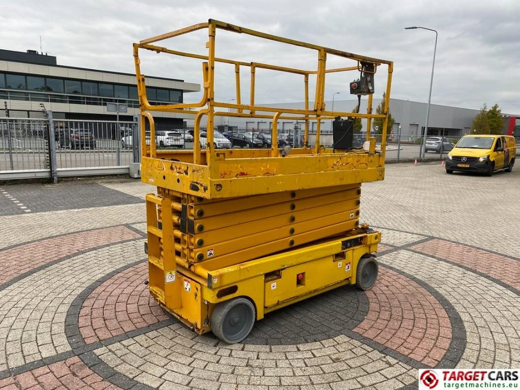 Haulotte Compact 14 Electric Scissor Work Lift 1385cm - Ножничный подъемник: фото 3 Haulotte Compact 14 Electric Scissor Work Lift 1385cm - Ножничный подъемник: фото 3