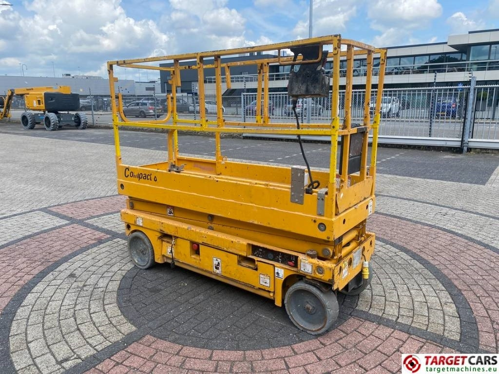 Haulotte Compact 8 Electric Scissor Work Lift 818cm  - Ножничный подъемник: фото 2 Haulotte Compact 8 Electric Scissor Work Lift 818cm  - Ножничный подъемник: фото 2