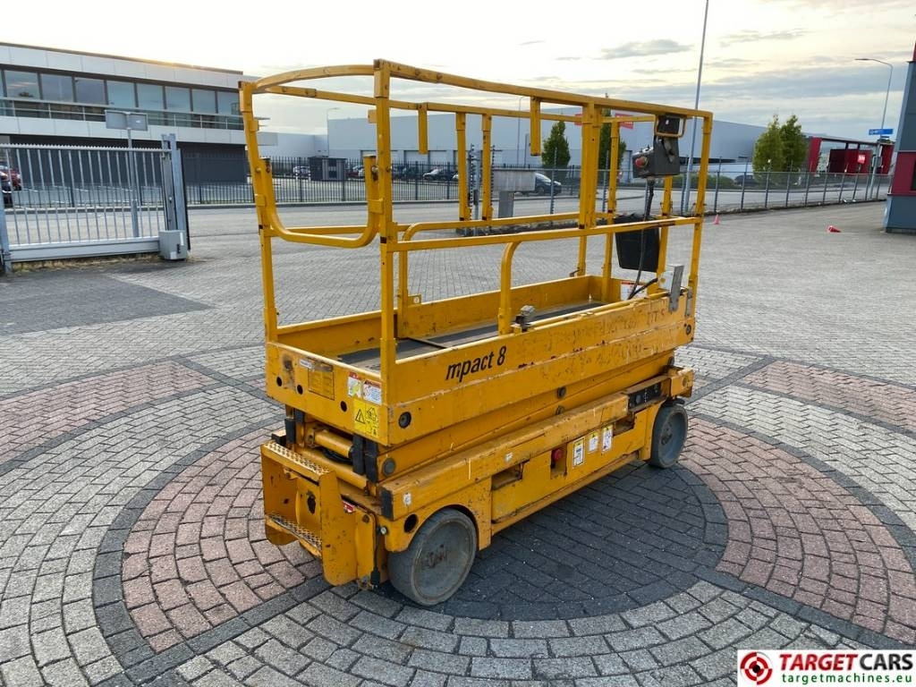 Haulotte Compact 8 Electric Scissor Work Lift 818cm - Ножничный подъемник: фото 3 Haulotte Compact 8 Electric Scissor Work Lift 818cm - Ножничный подъемник: фото 3
