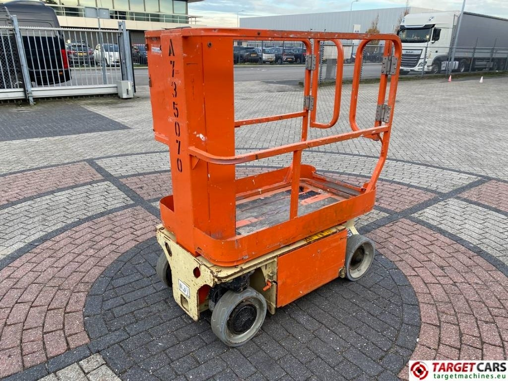 JLG 1230ES Electric Vertical Mast Work Lift 566cm - Вертикальный мачтовый подъемник: фото 3 JLG 1230ES Electric Vertical Mast Work Lift 566cm - Вертикальный мачтовый подъемник: фото 3