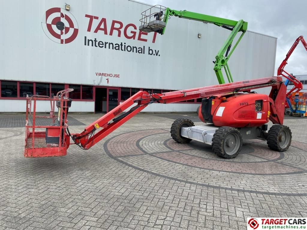 JLG 600AJ Articulated 4x4 Diesel Boom Work Lift 2047cm - Коленчатый подъемник: фото 1 JLG 600AJ Articulated 4x4 Diesel Boom Work Lift 2047cm - Коленчатый подъемник: фото 1