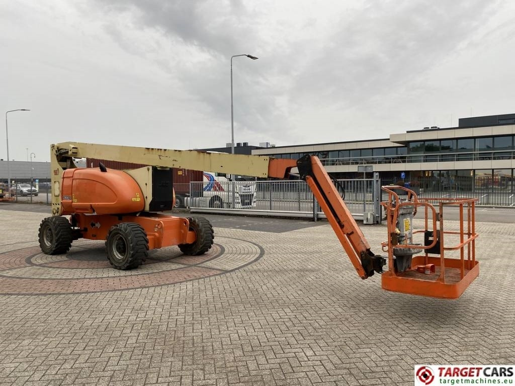 JLG 800AJ Articulated 4x4 Diesel Boom Work Lift 2538cm - Коленчатый подъемник: фото 2 JLG 800AJ Articulated 4x4 Diesel Boom Work Lift 2538cm - Коленчатый подъемник: фото 2