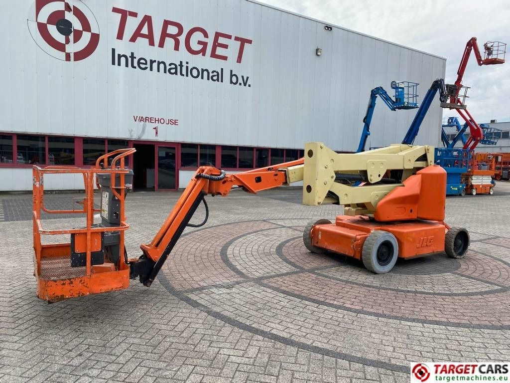 JLG E400AJPN Jib Plus Articulated Boom Lift 1419cm - Коленчатый подъемник: фото 1 JLG E400AJPN Jib Plus Articulated Boom Lift 1419cm - Коленчатый подъемник: фото 1