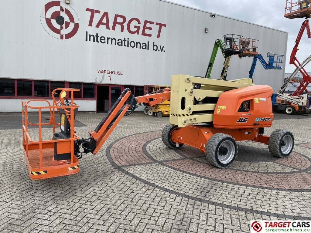 JLG EC450AJ Articulated Lithium-Ion Boom Lift 1572cm - Коленчатый подъемник: фото 1 JLG EC450AJ Articulated Lithium-Ion Boom Lift 1572cm - Коленчатый подъемник: фото 1