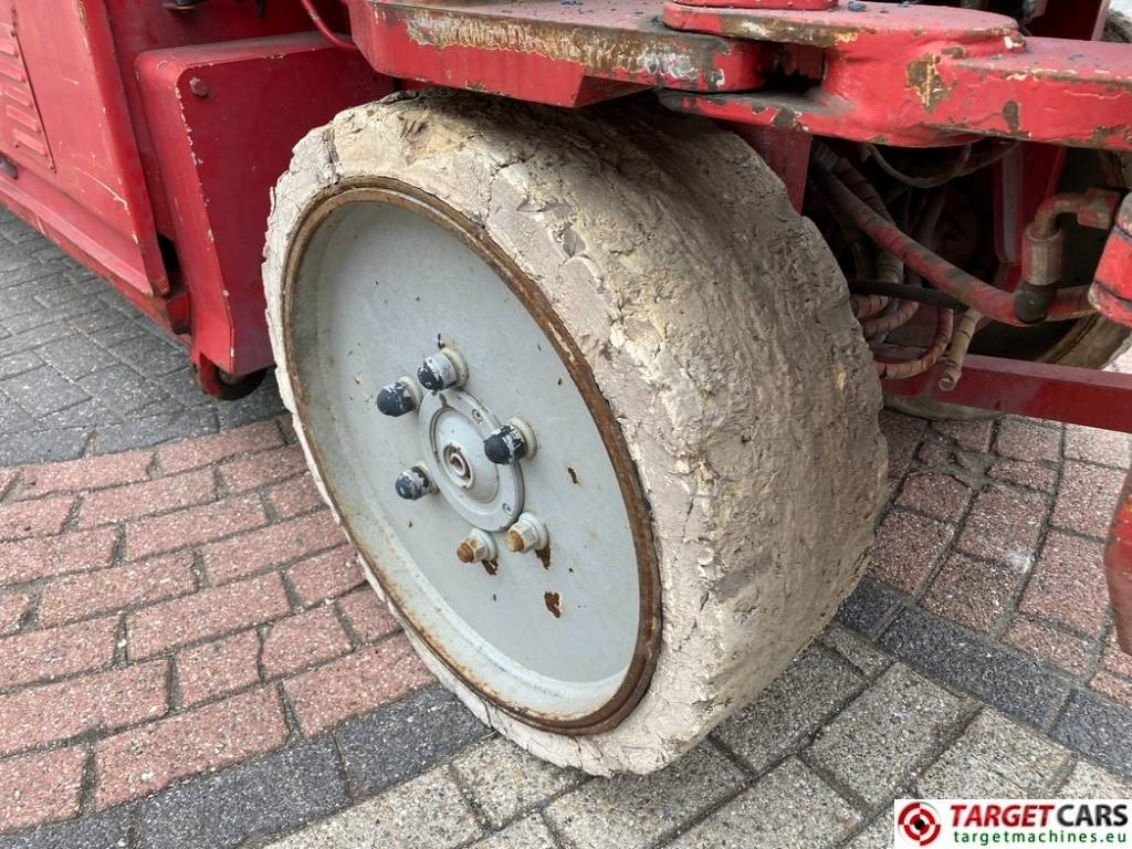 Ножничный подъемник Liftlux SL210-12 E4/4WD Electric Scissor Work Lift 2300cm: фото 22 Ножничный подъемник Liftlux SL210-12 E4/4WD Electric Scissor Work Lift 2300cm: фото 22