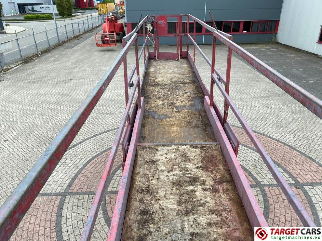 Ножничный подъемник Liftlux SL210-12 E4/4WD Electric Scissor Work Lift 2300cm: фото 9 Ножничный подъемник Liftlux SL210-12 E4/4WD Electric Scissor Work Lift 2300cm: фото 9