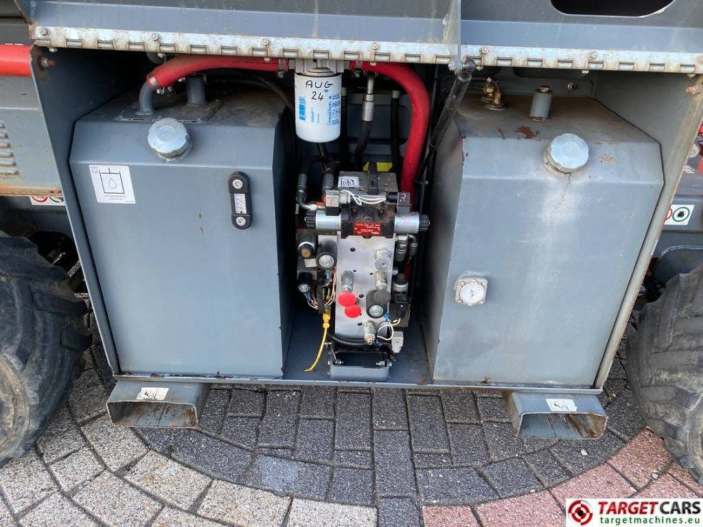 Ножничный подъемник SkyJack SJ6826RT Diesel 4x4 Scissor 6826 Work Lift 992cm: фото 14