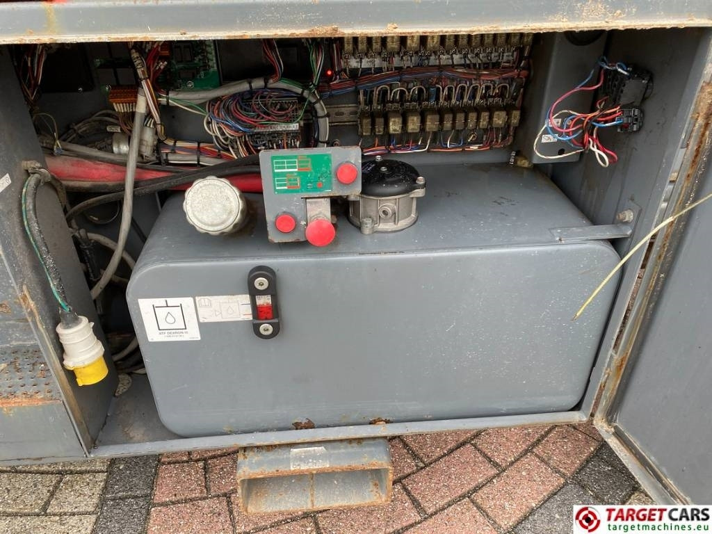 Ножничный подъемник SkyJack SJ9250 RT Diesel 4x4 Scissor Work Lift 1720cm: фото 13