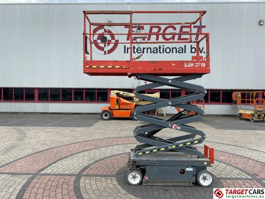 SkyJack SJIII-3219 Electric 3219 Scissor Work Lift 780cm - Ножничный подъемник: фото 5 SkyJack SJIII-3219 Electric 3219 Scissor Work Lift 780cm - Ножничный подъемник: фото 5