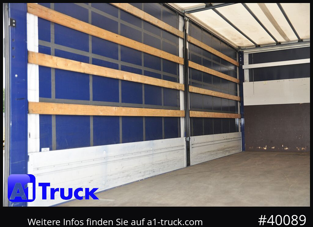 RENAULT D 240, 4x2, Ladebordwand, LBW, guter Zustand - Тентованный грузовик: фото 2 RENAULT D 240, 4x2, Ladebordwand, LBW, guter Zustand - Тентованный грузовик: фото 2