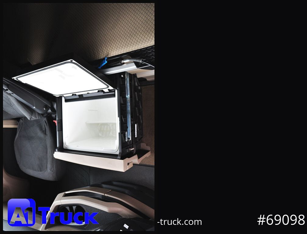 MAN TGX 18.510 GX, Individual, Lowliner, neues Model - Тягач: фото 5 MAN TGX 18.510 GX, Individual, Lowliner, neues Model - Тягач: фото 5