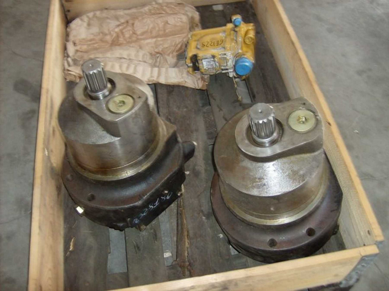 Caterpillar 345C MOTORI DI TRASLAZIONI NUOVI. - Бортовой редуктор для Строительной техники: фото 1 Caterpillar 345C MOTORI DI TRASLAZIONI NUOVI. - Бортовой редуктор для Строительной техники: фото 1