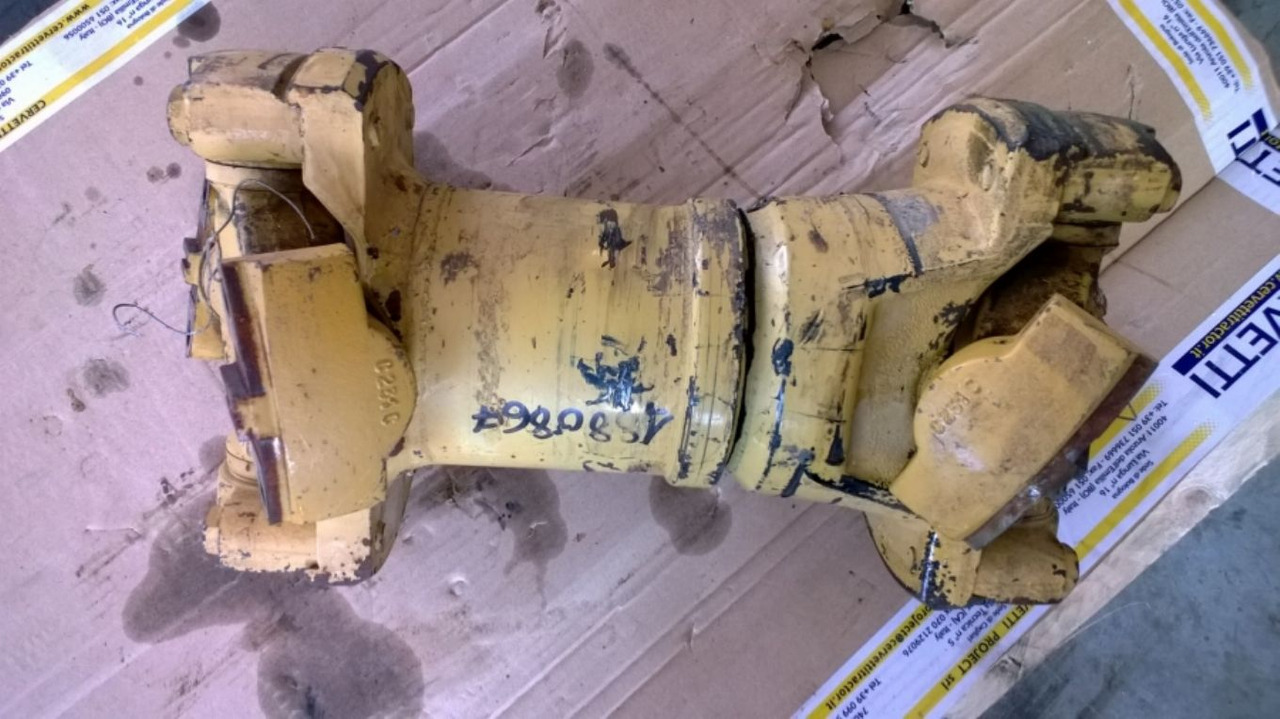 Caterpillar 735 ALBERO DI TRASMISSIONE - Приводный вал для Строительной техники: фото 1 Caterpillar 735 ALBERO DI TRASMISSIONE - Приводный вал для Строительной техники: фото 1