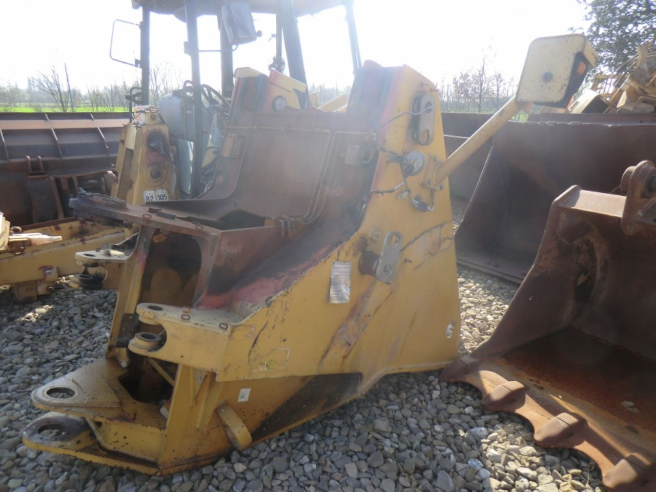 Caterpillar 962H TELAIO ANTERIORE - Рама/ Шасси для Строительной техники: фото 4 Caterpillar 962H TELAIO ANTERIORE - Рама/ Шасси для Строительной техники: фото 4
