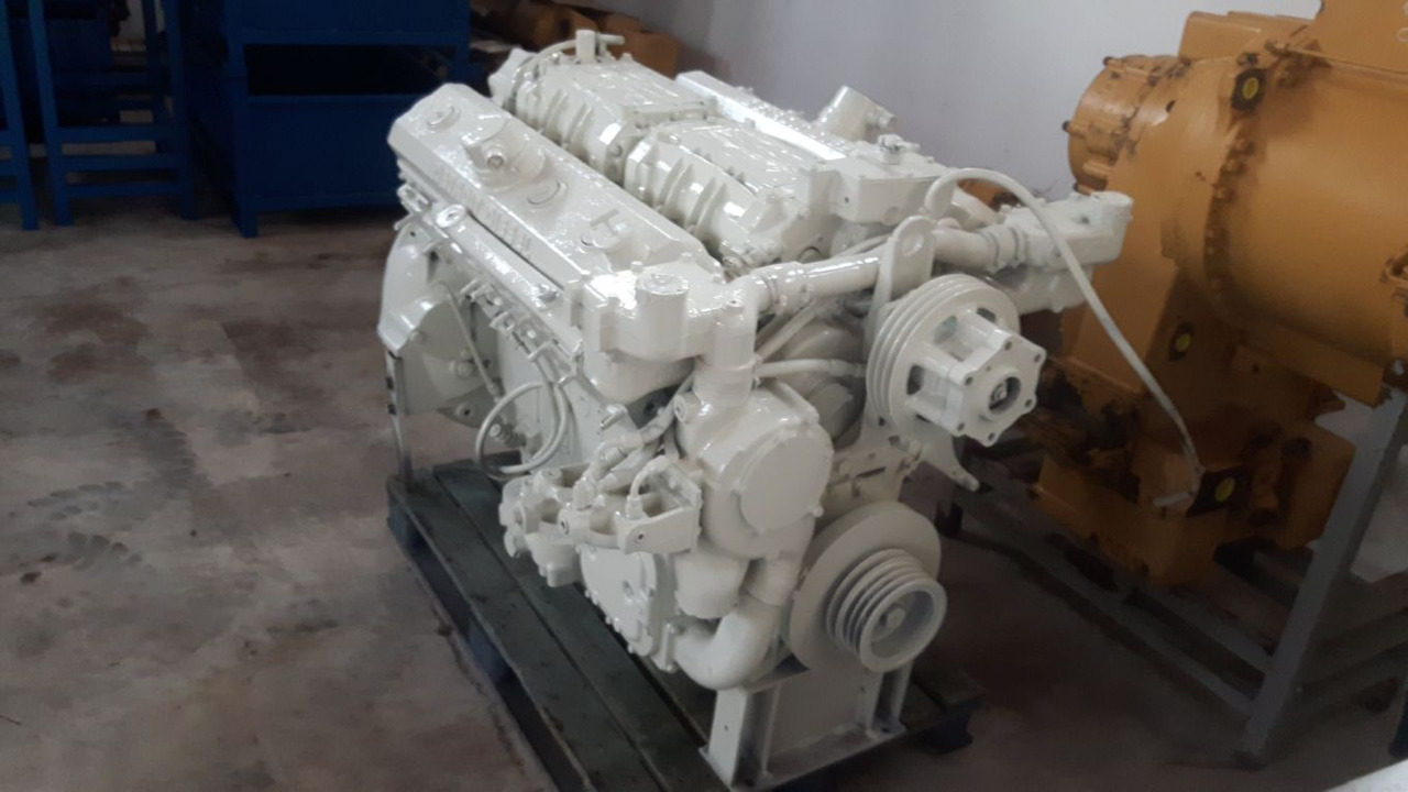 DETROIT DIESEL 12V71 MOTORE REVISIONATO (ENGINE NO. 71237406).COMPLETO DI N. 2 TURBO E VENTOLA. - Двигатель для Строительной техники: фото 1 DETROIT DIESEL 12V71 MOTORE REVISIONATO (ENGINE NO. 71237406).COMPLETO DI N. 2 TURBO E VENTOLA. - Двигатель для Строительной техники: фото 1