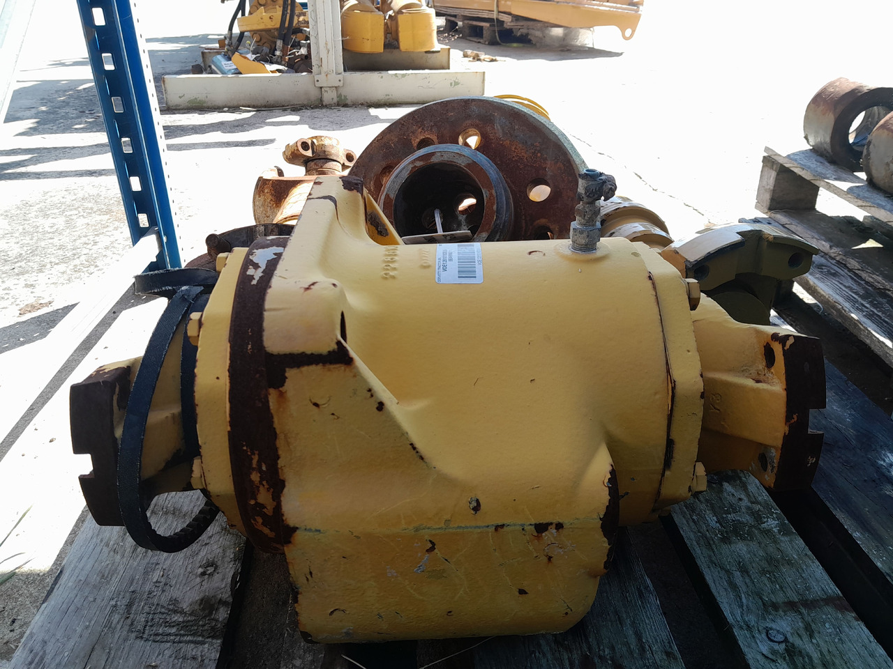 VOLVO L330E SUPPORT BEARING PROPELLER SHAFT - Трансмиссия для Строительной техники: фото 4 VOLVO L330E SUPPORT BEARING PROPELLER SHAFT - Трансмиссия для Строительной техники: фото 4