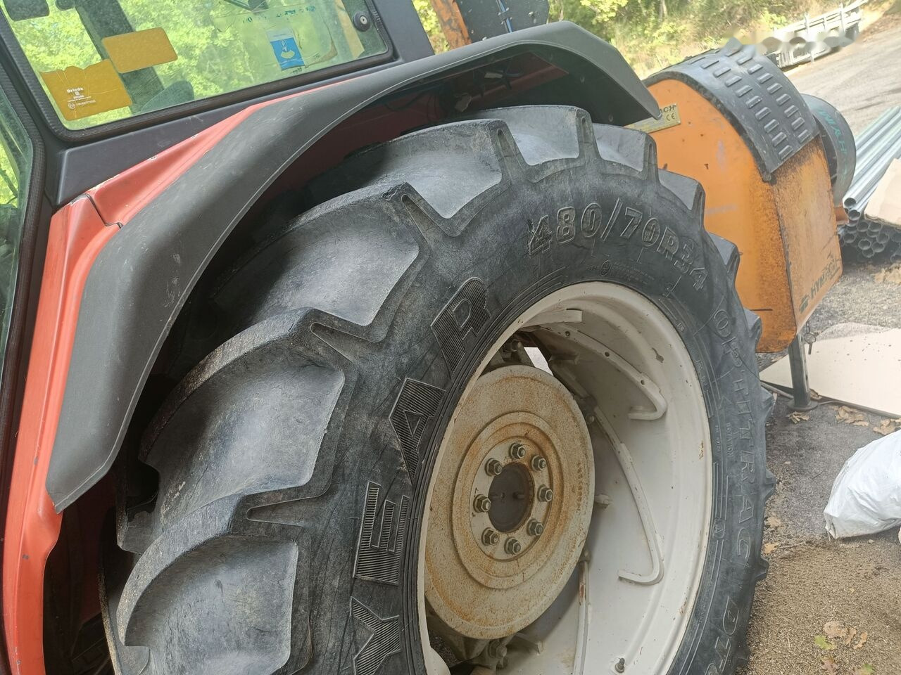 Massey Ferguson 383 - Трактор: фото 4 Massey Ferguson 383 - Трактор: фото 4