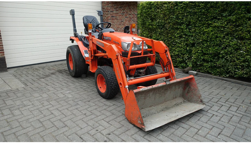 Kubota B2230 HST Hydrostaat MOTOR DEFECT - Минитрактор: фото 2 Kubota B2230 HST Hydrostaat MOTOR DEFECT - Минитрактор: фото 2
