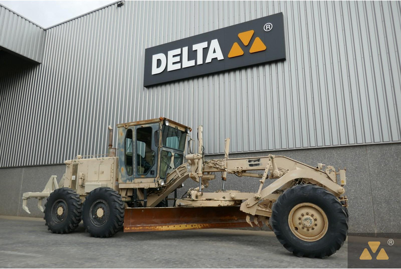 Caterpillar 130G Ex-army - Грейдер: фото 3 Caterpillar 130G Ex-army - Грейдер: фото 3