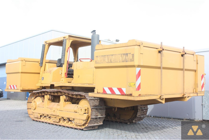 Caterpillar D6E Fuel tanker - Грузовик-цистерна: фото 3 Caterpillar D6E Fuel tanker - Грузовик-цистерна: фото 3