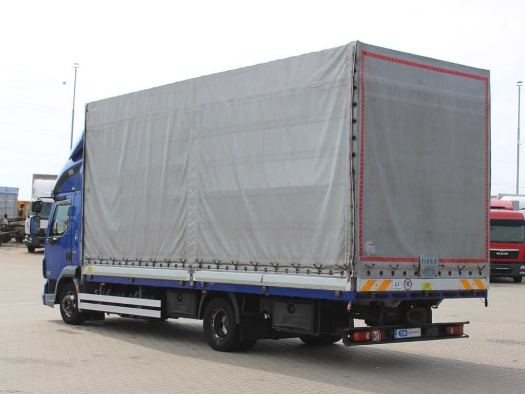 DAF LF 45.220, EURO 5 EEV, SLEEPING CABIN,SIDE-WALLS - Тентованный грузовик: фото 4 DAF LF 45.220, EURO 5 EEV, SLEEPING CABIN,SIDE-WALLS - Тентованный грузовик: фото 4