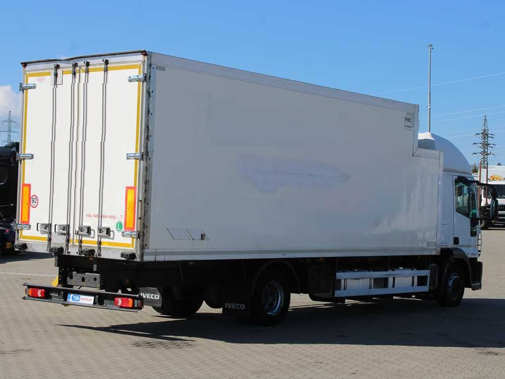 Iveco EUROCARGO 120E25, EURO 5, THERMO-KING T-600R - Рефрижератор: фото 4 Iveco EUROCARGO 120E25, EURO 5, THERMO-KING T-600R - Рефрижератор: фото 4