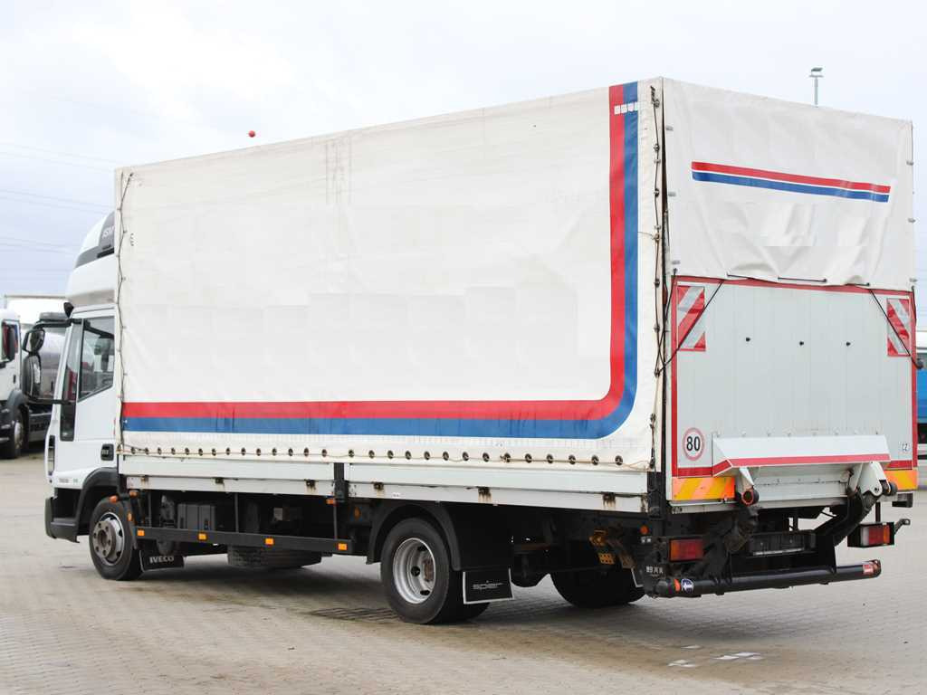 Iveco EUROCARGO 75E18, HYDRAULIC FRONT, SLEEPING BODY, SIDE - Тентованный грузовик: фото 5 Iveco EUROCARGO 75E18, HYDRAULIC FRONT, SLEEPING BODY, SIDE - Тентованный грузовик: фото 5