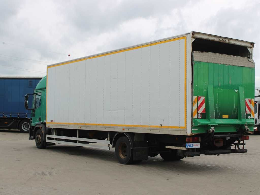 Iveco EUROCARGO ML 160E28, EURO 4, TAIL LIFT Iveco EUROCARGO ML 160E28, EURO 4, TAIL LIFT - Грузовик с закрытым кузовом: фото 4 Iveco EUROCARGO ML 160E28, EURO 4, TAIL LIFT Iveco EUROCARGO ML 160E28, EURO 4, TAIL LIFT - Грузовик с закрытым кузовом: фото 4