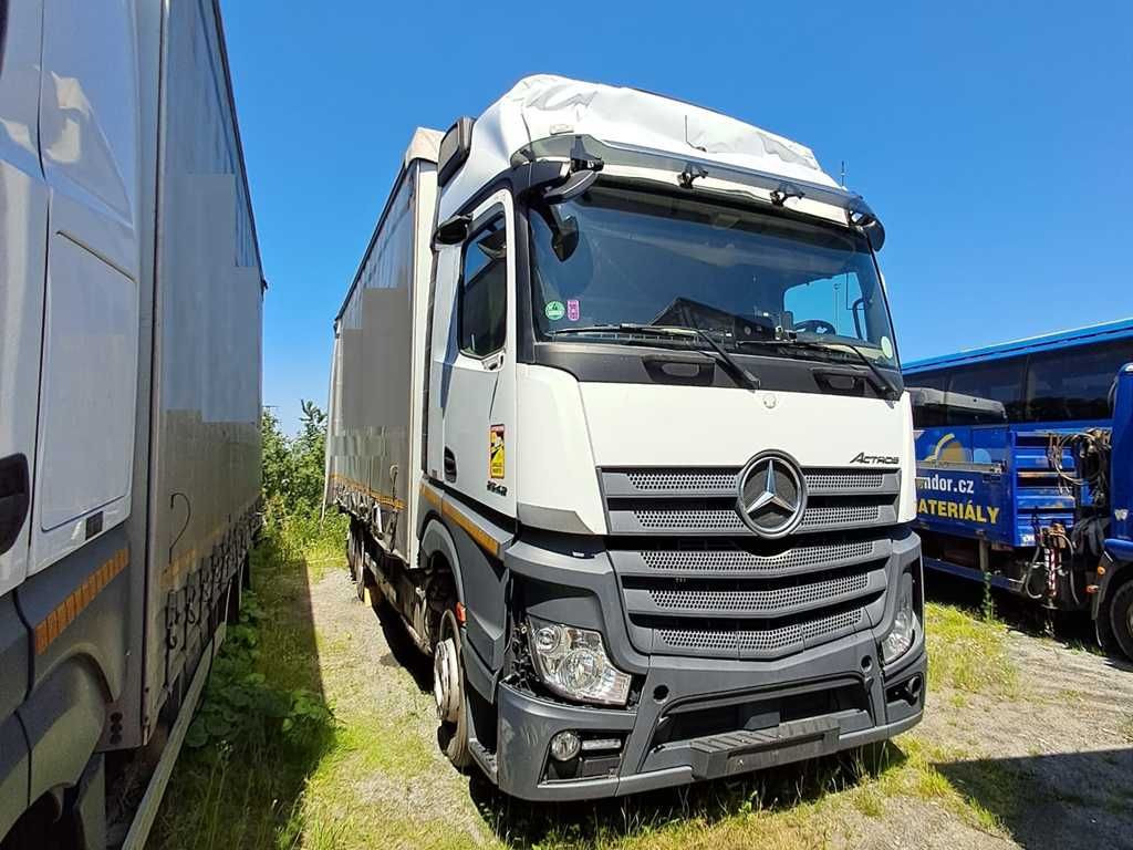 Mercedes-Benz Actros 2542, 6X2 - Тентованный грузовик: фото 2 Mercedes-Benz Actros 2542, 6X2 - Тентованный грузовик: фото 2