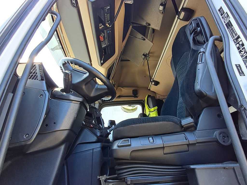Mercedes-Benz Actros 2542, 6X2 + PANAV TVK18M - Тентованный грузовик: фото 5 Mercedes-Benz Actros 2542, 6X2 + PANAV TVK18M - Тентованный грузовик: фото 5