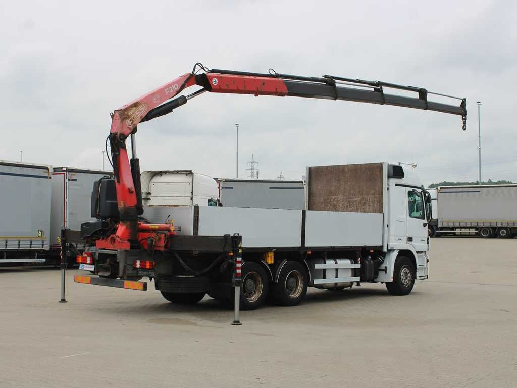 Mercedes-Benz Actros 2644, 6X4, EURO 4, CRANE FASSI F210 - Автоманипулятор: фото 3 Mercedes-Benz Actros 2644, 6X4, EURO 4, CRANE FASSI F210 - Автоманипулятор: фото 3