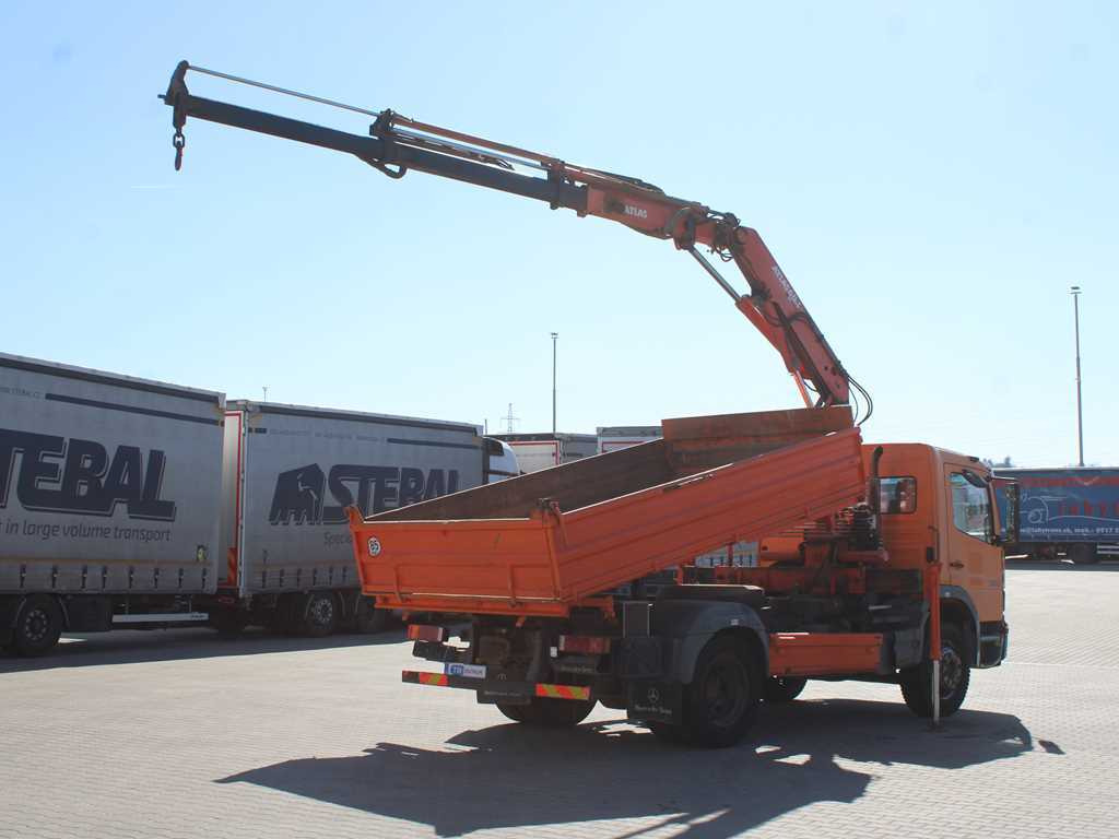 Mercedes-Benz Atego 1523, HYDRAULIC ARM ATLAS 60.1, THREE-SIDED - Самосвал, Автоманипулятор: фото 4 Mercedes-Benz Atego 1523, HYDRAULIC ARM ATLAS 60.1, THREE-SIDED - Самосвал, Автоманипулятор: фото 4