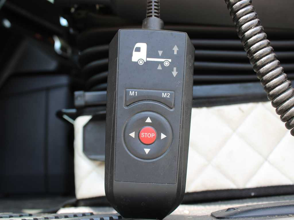 Тягач Mercedes-Benz Actros 1851, EURO 6, RETARDER, INDEPENDENT AIR CONDITIONING: фото 8 Тягач Mercedes-Benz Actros 1851, EURO 6, RETARDER, INDEPENDENT AIR CONDITIONING: фото 8