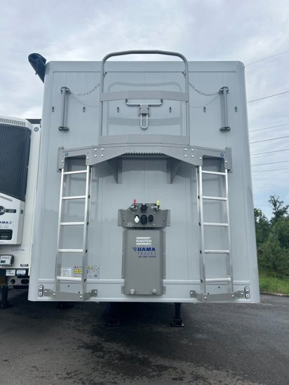 Knapen K100 Schubboden, Neufahrzeug, 10mm Boden, Liftachse, Funk - Полуприцеп с подвижным полом: фото 4 Knapen K100 Schubboden, Neufahrzeug, 10mm Boden, Liftachse, Funk - Полуприцеп с подвижным полом: фото 4