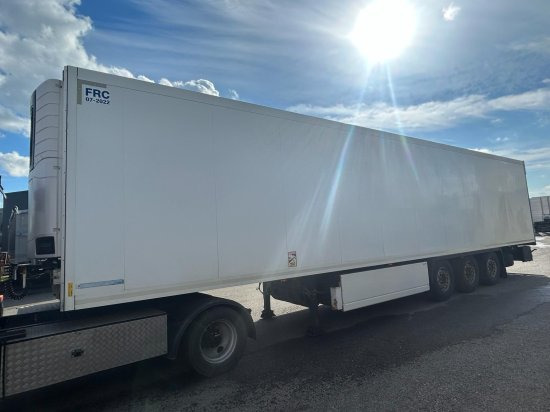 Krone SD Cool Liner, Carrier Vector 1350 - Изотермический полуприцеп: фото 3 Krone SD Cool Liner, Carrier Vector 1350 - Изотермический полуприцеп: фото 3