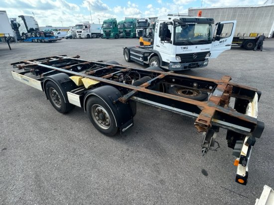 Krone ZZ/DC07 Tandem-Lafette, Standard, BPW-Achsen, Heckabstützung - Прицеп-контейнеровоз/ Сменный кузов: фото 4 Krone ZZ/DC07 Tandem-Lafette, Standard, BPW-Achsen, Heckabstützung - Прицеп-контейнеровоз/ Сменный кузов: фото 4