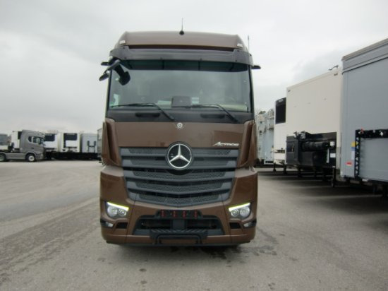 Mercedes-Benz Actros 1848 Gigaspace, Retarder, Standklima Retarder, Mirrow Cam - Тягач: фото 2 Mercedes-Benz Actros 1848 Gigaspace, Retarder, Standklima Retarder, Mirrow Cam - Тягач: фото 2