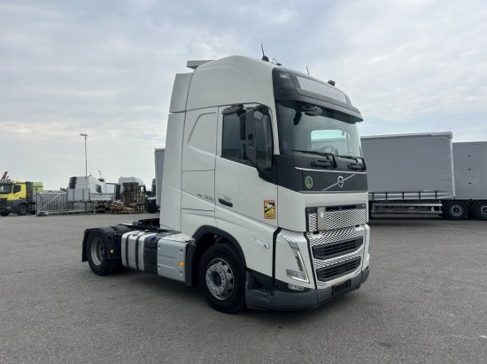Volvo FH 500 EURO 6, I-Shift, Globetrotter, Standklima - Тягач: фото 3 Volvo FH 500 EURO 6, I-Shift, Globetrotter, Standklima - Тягач: фото 3