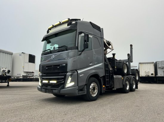 Volvo FH 16 650 6x4 Langholzzug + Doll M2K-9L Nachläufer mit Palfinger Epsilon S260C96, I-Shift, Retarder, - Лесовоз, Автоманипулятор: фото 1 Volvo FH 16 650 6x4 Langholzzug + Doll M2K-9L Nachläufer mit Palfinger Epsilon S260C96, I-Shift, Retarder, - Лесовоз, Автоманипулятор: фото 1