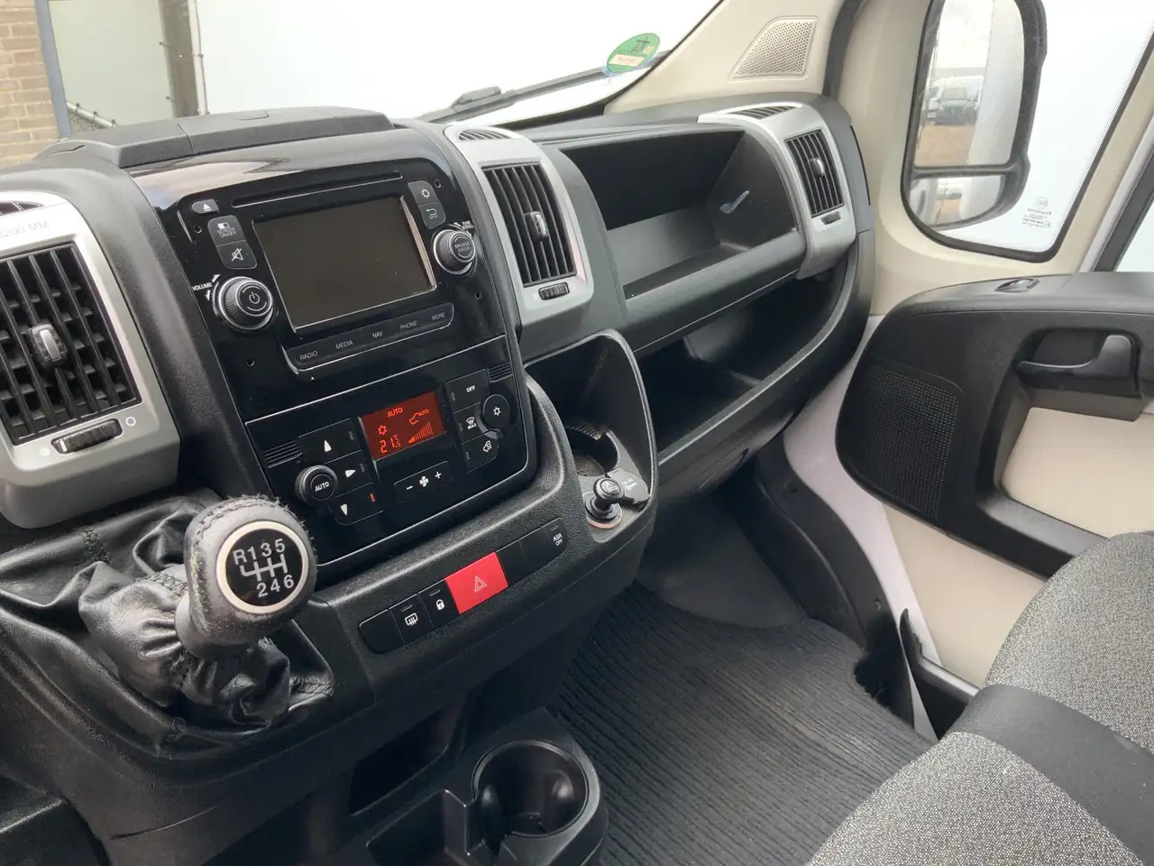 Fiat Ducato 35H 2.3 MultiJet L3H1 Meubelbak & Lift & Zijdeur A - Фургон с закрытым кузовом: фото 4 Fiat Ducato 35H 2.3 MultiJet L3H1 Meubelbak & Lift & Zijdeur A - Фургон с закрытым кузовом: фото 4