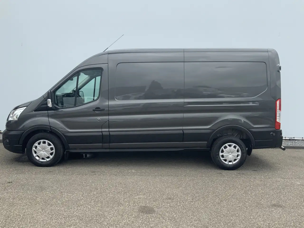 Ford Transit 350 2.0 TDCI L3H2 EXPORT !! Koel vries Automaat Tr - Цельнометаллический фургон: фото 3 Ford Transit 350 2.0 TDCI L3H2 EXPORT !! Koel vries Automaat Tr - Цельнометаллический фургон: фото 3