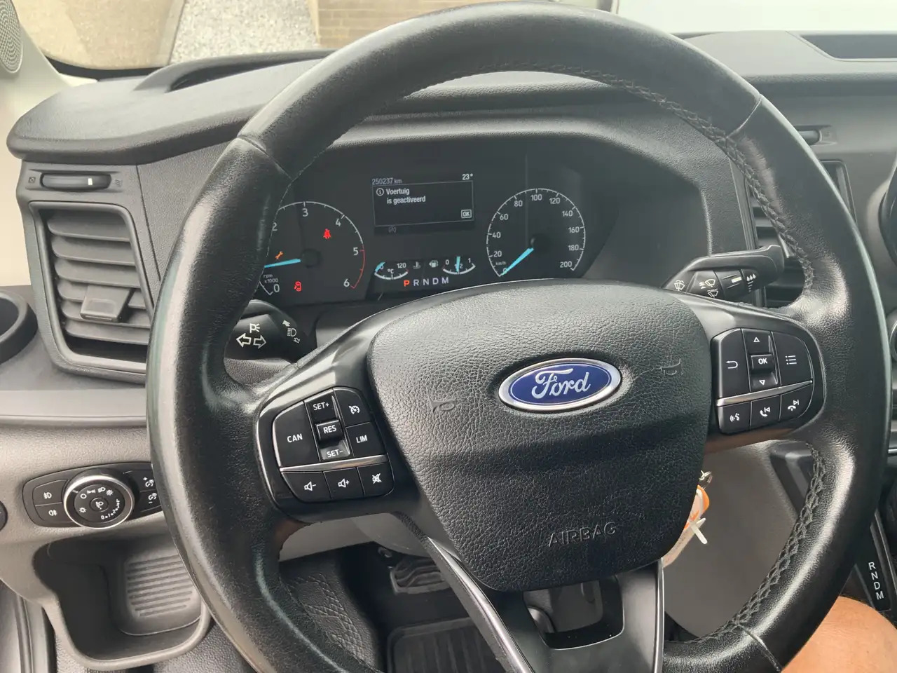 Ford Transit 350 2.0 TDCI L3H2 EXPORT !! Koel vries Automaat Tr - Фургон-рефрижератор: фото 5 Ford Transit 350 2.0 TDCI L3H2 EXPORT !! Koel vries Automaat Tr - Фургон-рефрижератор: фото 5