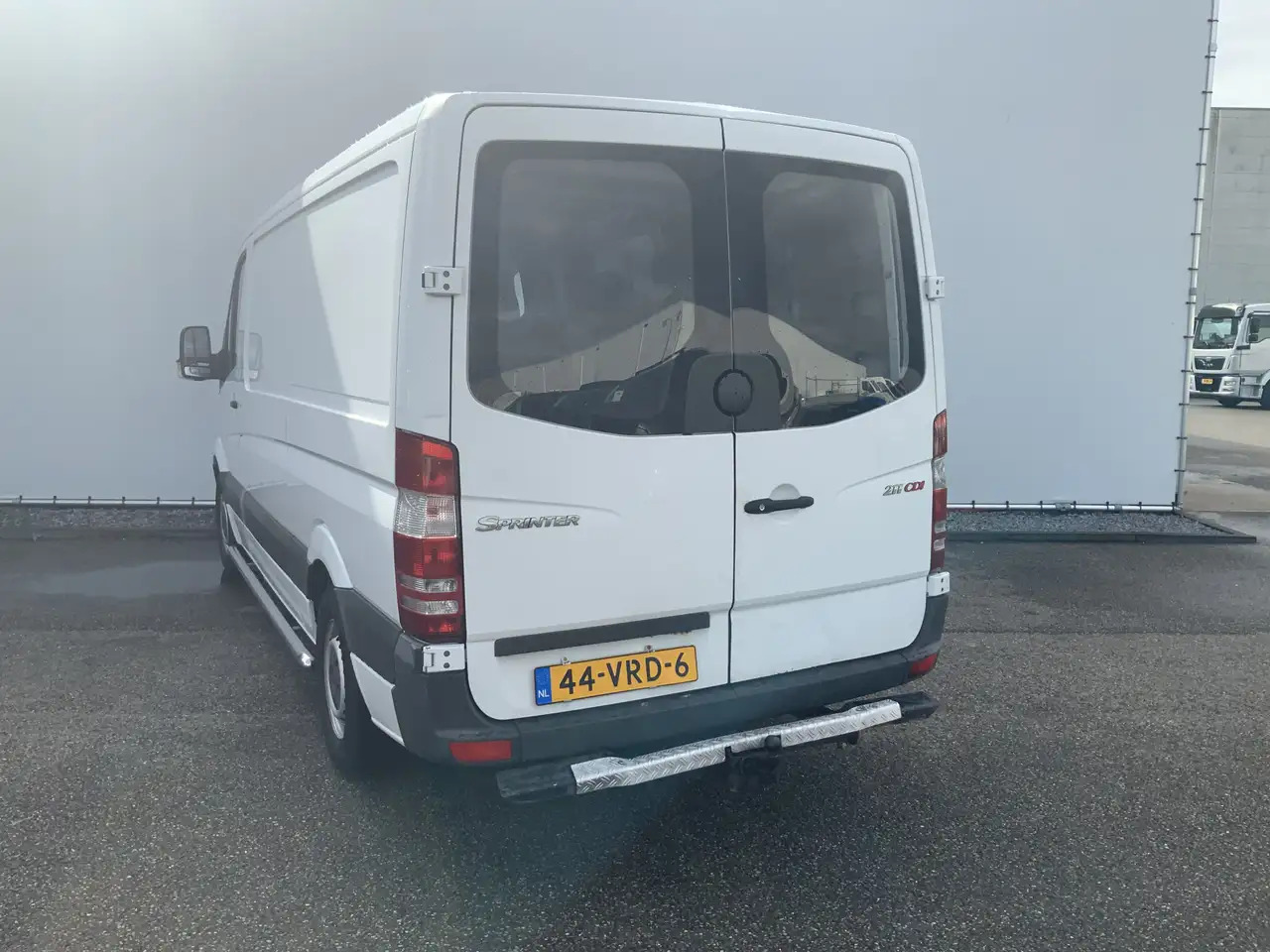 Mercedes-Benz Sprinter 211 2.2 CDI 366 L2 H1 Automaat 3 Zits Side Bar Tre - Цельнометаллический фургон: фото 2 Mercedes-Benz Sprinter 211 2.2 CDI 366 L2 H1 Automaat 3 Zits Side Bar Tre - Цельнометаллический фургон: фото 2