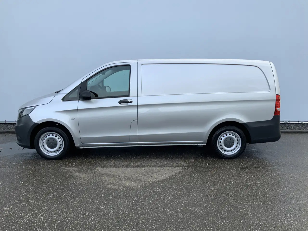Mercedes-Benz Vito 114 CDI Lang Automaat Cruise Airco Euro 6 - Цельнометаллический фургон: фото 3 Mercedes-Benz Vito 114 CDI Lang Automaat Cruise Airco Euro 6 - Цельнометаллический фургон: фото 3