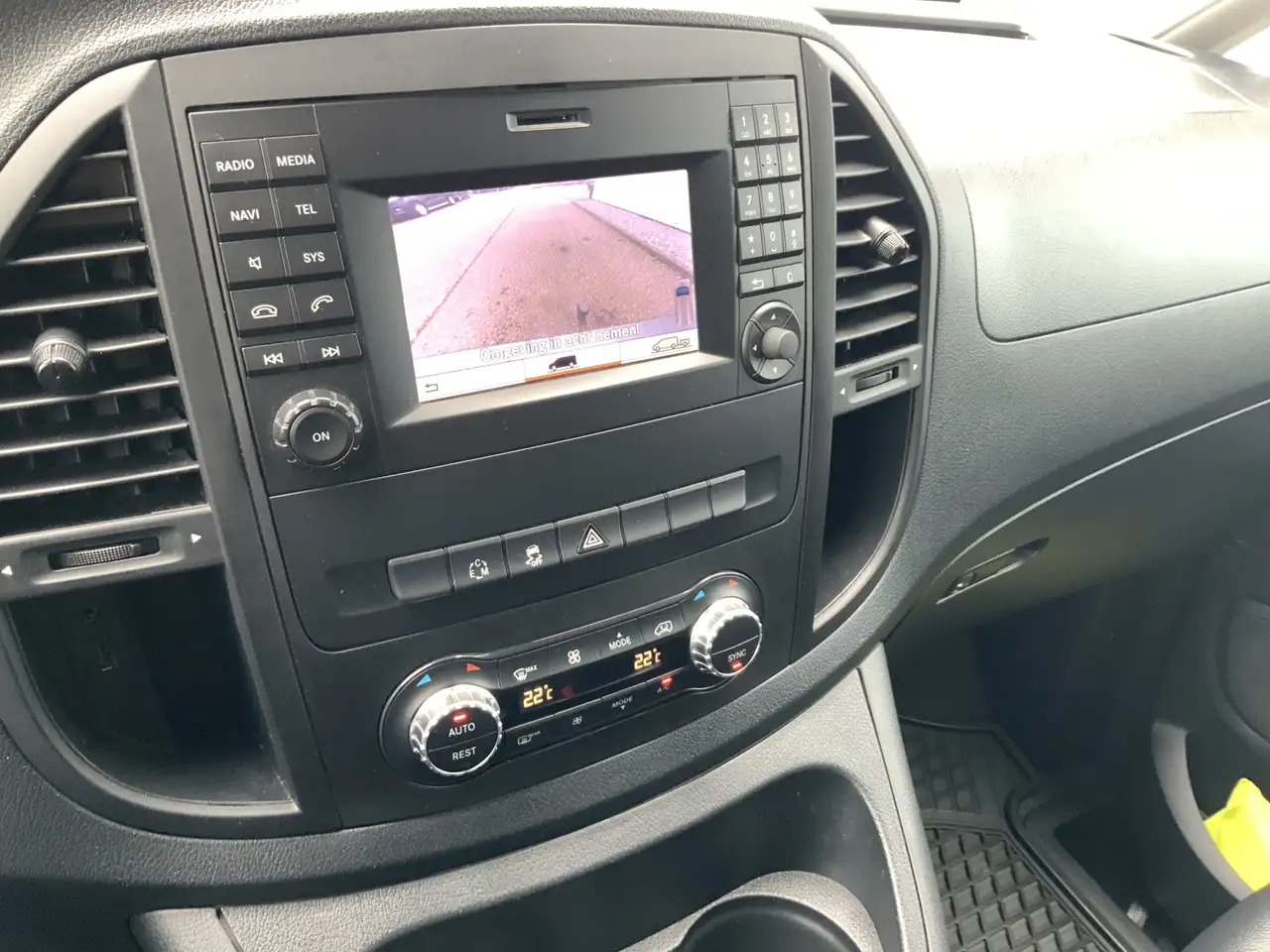 Mercedes-Benz Vito 116 CDI Lang Automaat Airco Cruise Camera Trekhaak - Цельнометаллический фургон: фото 3 Mercedes-Benz Vito 116 CDI Lang Automaat Airco Cruise Camera Trekhaak - Цельнометаллический фургон: фото 3